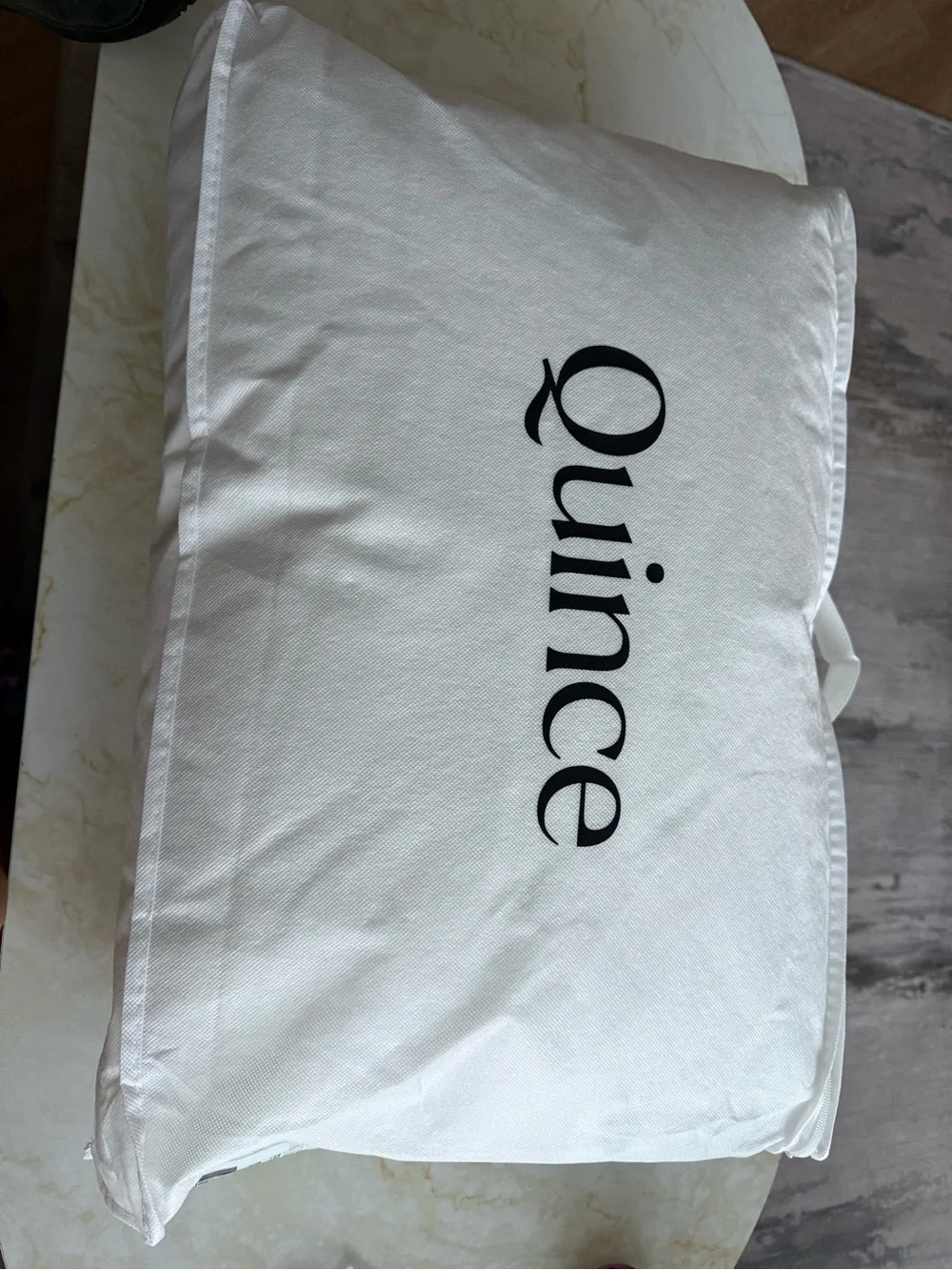 NWT 2 Quince Luxe Goose Down Medium Standard Size Pillows 20”X26” Bundle Set